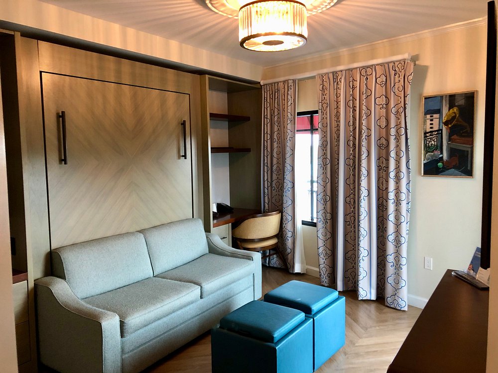 DVC Resale Restrictions: What Resale Members Can and Cannot Book