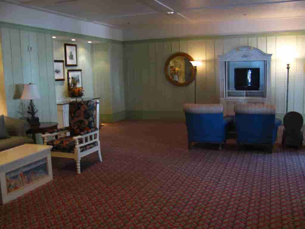 Elegant Disney Beach Club Villas resort exterior with lush landscaping and inviting atmosphere.